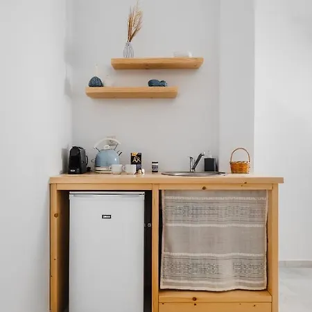 Naxos Aethereal View 公寓式酒店 Kastrákion