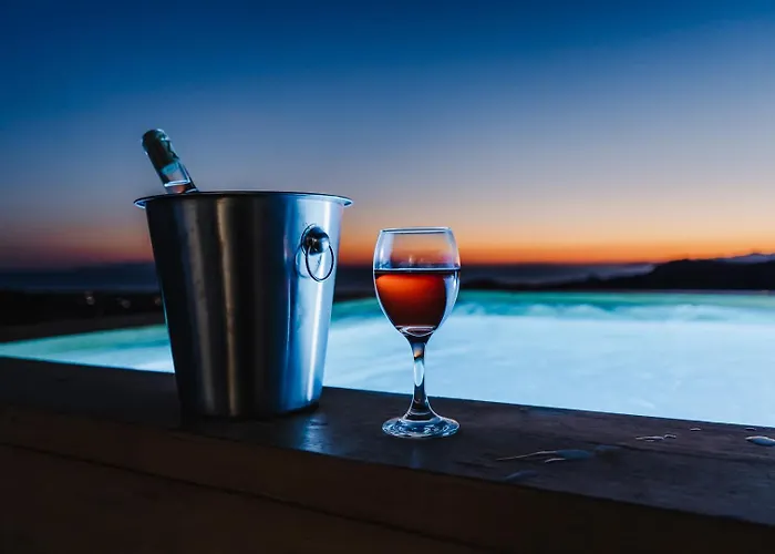 Naxos Aethereal View Aparthotel 4*